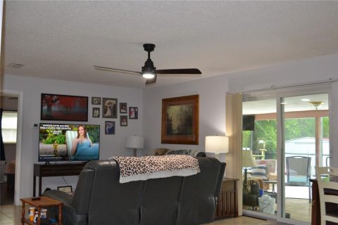 Villa ou maison à vendre à Spring Hill, Floride: 3 chambres, 117.43 m2 № 2238024 - photo 5
