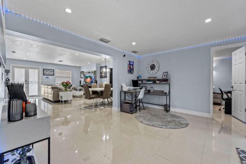 Купить виллу или дом в Хомстед, Флорида 4 спальни, 183.2м2, № 2049562 - фото 26