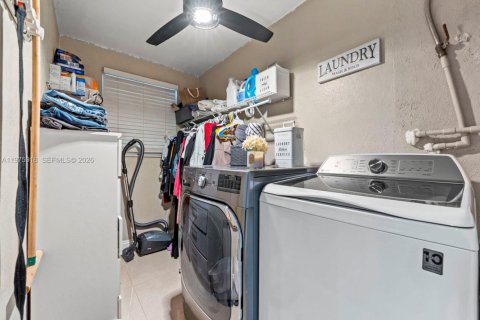 Купить виллу или дом в Хомстед, Флорида 4 спальни, 183.2м2, № 2049562 - фото 18