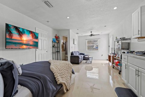 Купить виллу или дом в Хомстед, Флорида 4 спальни, 183.2м2, № 2049562 - фото 10