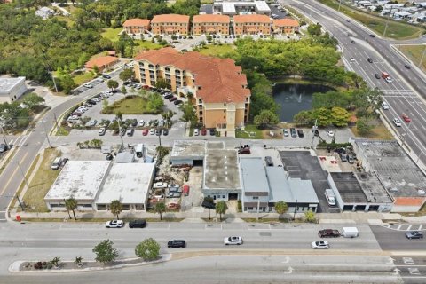 Commercial property in Venice, Florida 448.9 sq.m. № 2212712 - photo 9