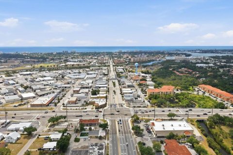 Commercial property in Venice, Florida 448.9 sq.m. № 2212712 - photo 4