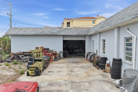 Commercial property in Venice, Florida 448.9 sq.m. № 2212712 - photo 14