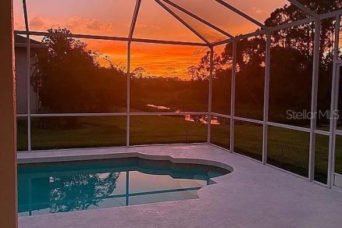 House in Sarasota, Florida 4 bedrooms, 229.1 sq.m. № 2199198 - photo 5