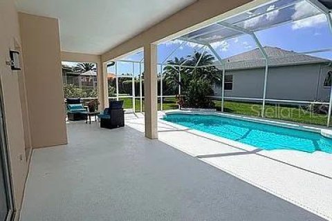 House in Sarasota, Florida 4 bedrooms, 229.1 sq.m. № 2199198 - photo 8