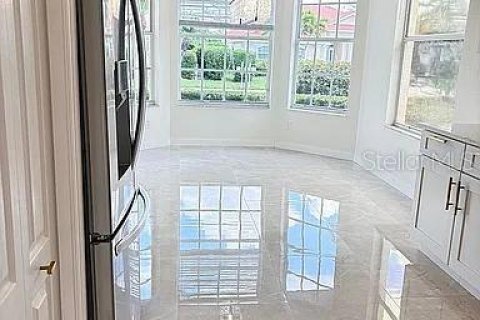House in Sarasota, Florida 4 bedrooms, 229.1 sq.m. № 2199198 - photo 22