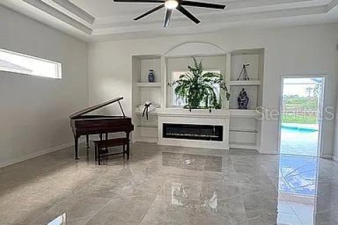 House in Sarasota, Florida 4 bedrooms, 229.1 sq.m. № 2199198 - photo 15