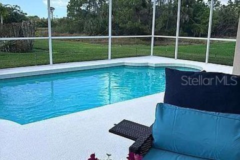 House in Sarasota, Florida 4 bedrooms, 229.1 sq.m. № 2199198 - photo 3