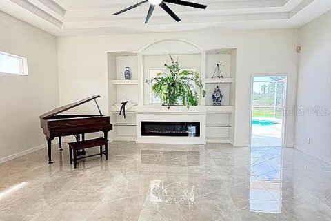 House in Sarasota, Florida 4 bedrooms, 229.1 sq.m. № 2199198 - photo 10