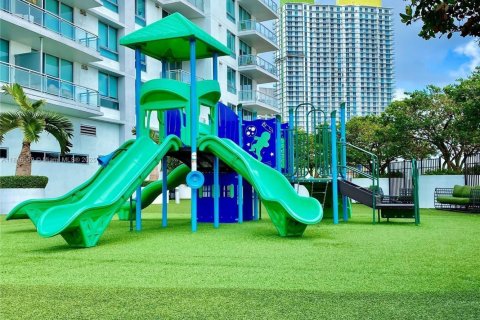 Condominio en venta en Miami, Florida, 2 dormitorios, 118.36 m2 № 1779432 - foto 21