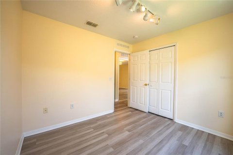 House in Winter Haven, Florida 3 bedrooms, 105.91 sq.m. № 2093478 - photo 20