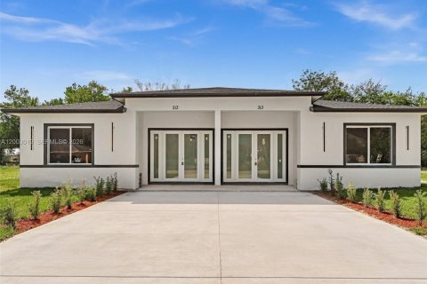 Propiedad comercial en St. Lucie, Florida 313.82 m2 № 2173207
