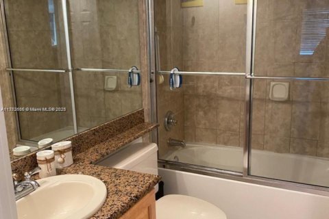 Condominio en venta en Fort Lauderdale, Florida, 1 dormitorio, 61.32 m2 № 1713674 - foto 9