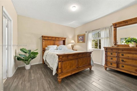House in Homestead, Florida 4 bedrooms, 148.36 sq.m. № 2392615 - photo 15