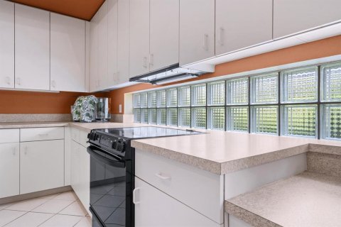 House in Bradenton, Florida 3 bedrooms, 213.12 sq.m. № 1812873 - photo 19