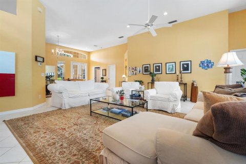 House in Bradenton, Florida 3 bedrooms, 213.12 sq.m. № 1812873 - photo 12