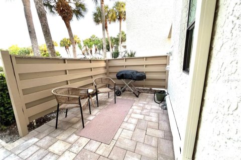 Condo in Bradenton, Florida, 2 bedrooms № 2314450 - photo 2