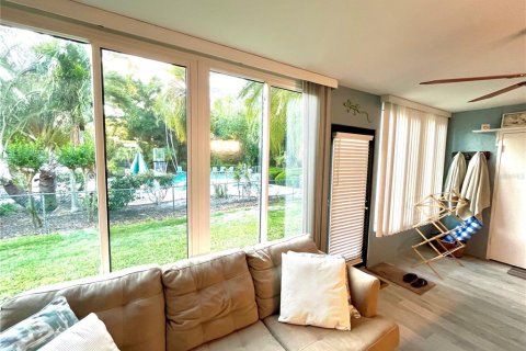 Condo in Bradenton, Florida, 2 bedrooms № 2314450 - photo 19