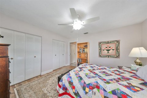 House in Sun City Center, Florida 2 bedrooms, 162.02 sq.m. № 1509418 - photo 29