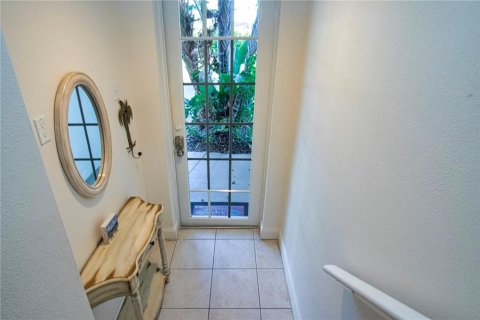 Townhouse in Ruskin, Florida 2 bedrooms, 116.87 sq.m. № 2149850 - photo 10