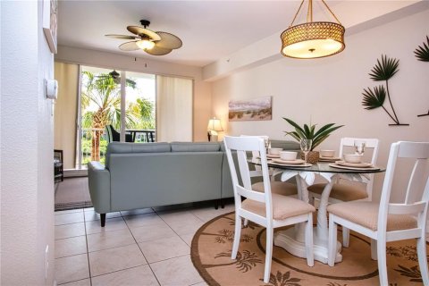 Townhouse in Ruskin, Florida 2 bedrooms, 116.87 sq.m. № 2149850 - photo 15
