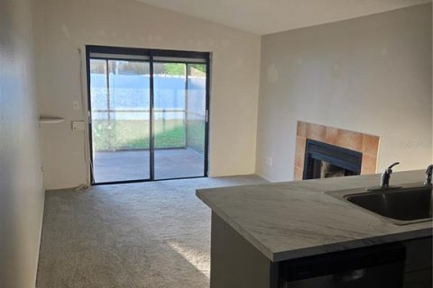 House in Tampa, Florida 3 bedrooms, 119.29 sq.m. № 1886153 - photo 7