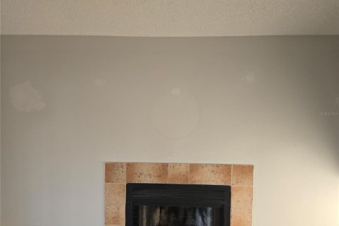 House in Tampa, Florida 3 bedrooms, 119.29 sq.m. № 1886153 - photo 6