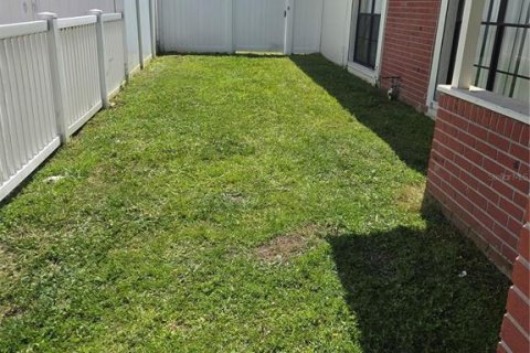 House in Tampa, Florida 3 bedrooms, 119.29 sq.m. № 1886153 - photo 3