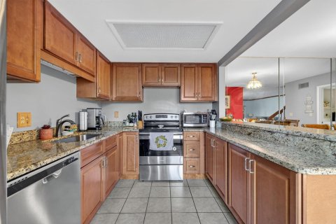Copropriété à vendre à Stuart, Floride: 2 chambres, 130.06 m2 № 2077860 - photo 2
