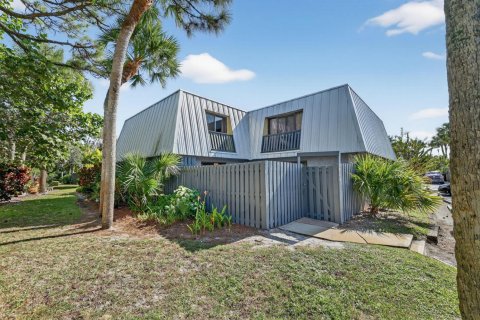 Condo à Stuart, Floride, 2 chambres  № 2077860