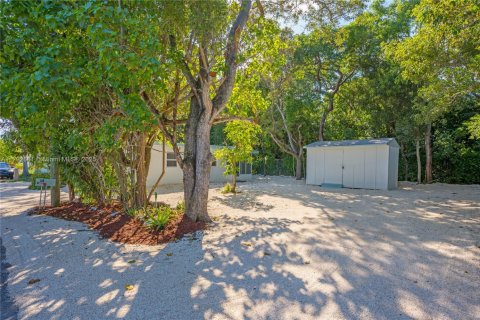 House in Key Largo, Florida 3 bedrooms, 92.9 sq.m. № 1742231 - photo 12