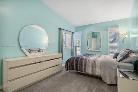 Купить кондоминиум в Кейп-Корал, Флорида 3 комнаты, 94.3м2, № 1770868 - фото 30