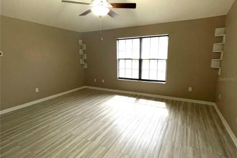 Townhouse in Tampa, Florida 3 bedrooms, 153.94 sq.m. № 1884931 - photo 25