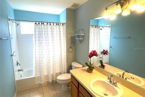 Townhouse in Tampa, Florida 3 bedrooms, 153.94 sq.m. № 1884931 - photo 28