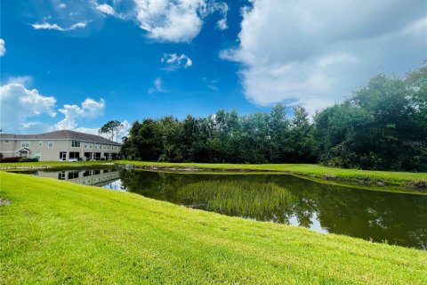 Townhouse in Tampa, Florida 3 bedrooms, 153.94 sq.m. № 1884931 - photo 19