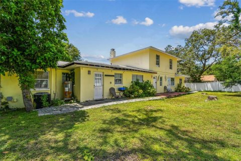 Immobilier commercial à vendre à Clearwater, Floride: 5 chambres, 275.92 m2 № 2368922 - photo 3