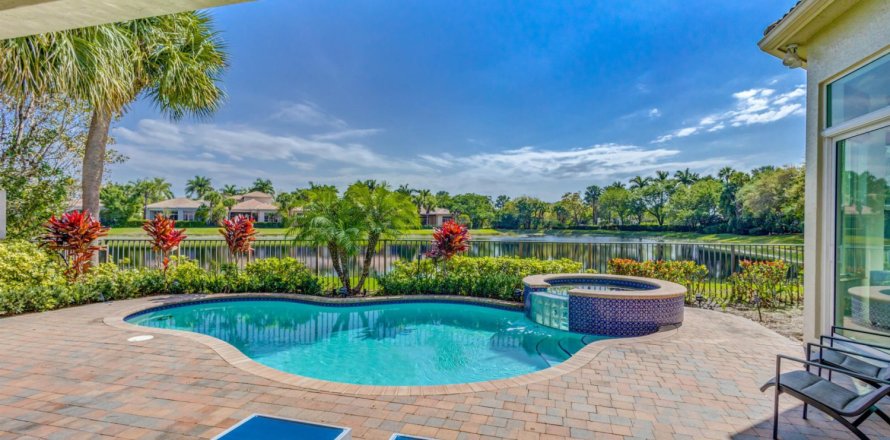 Villa ou maison à Palm Beach Gardens, Floride 3 chambres, 272.95 m2 № 1182084