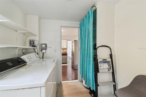 House in Safety Harbor, Florida 2 bedrooms, 93.46 sq.m. № 1690921 - photo 28