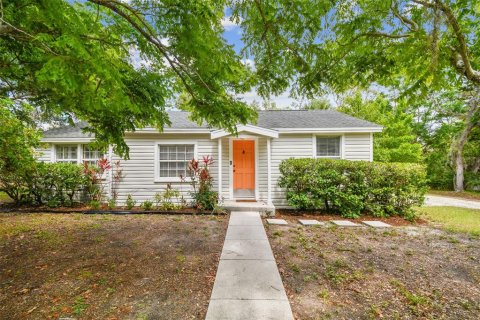 House in Safety Harbor, Florida 2 bedrooms, 93.46 sq.m. № 1690921 - photo 1