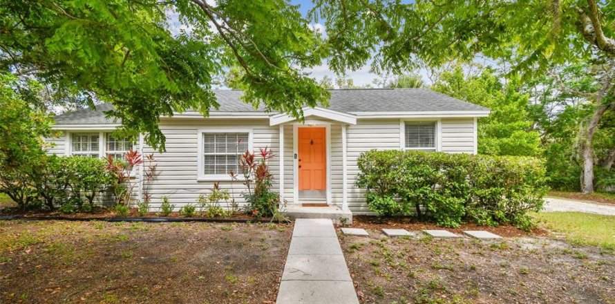 House in Safety Harbor, Florida 2 bedrooms, 93.46 sq.m. № 1690921
