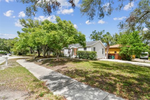 House in Safety Harbor, Florida 2 bedrooms, 93.46 sq.m. № 1690921 - photo 13