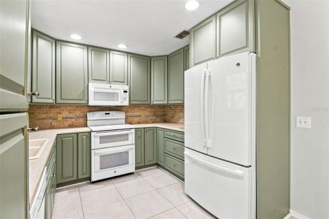 Villa ou maison à vendre à Edgewater, Floride: 3 chambres, 129.32 m2 № 2296995 - photo 14