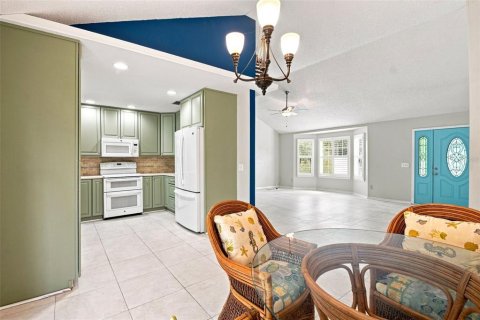 Villa ou maison à vendre à Edgewater, Floride: 3 chambres, 129.32 m2 № 2296995 - photo 11