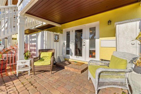 Condo in Saint Petersburg, Florida, 1 bedroom  № 1555274 - photo 21