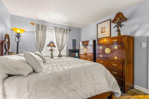 Condo in Saint Petersburg, Florida, 1 bedroom  № 1555274 - photo 16