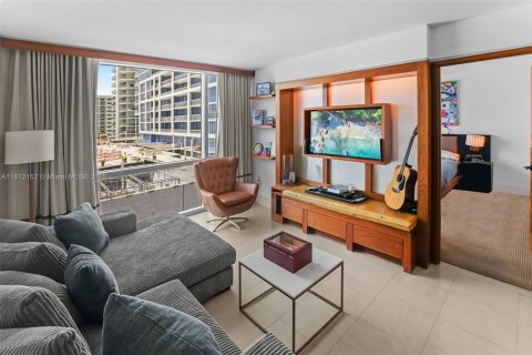 Condominio en venta en Miami Beach, Florida, 1 dormitorio, 61.5 m2 № 1938125 - foto 6