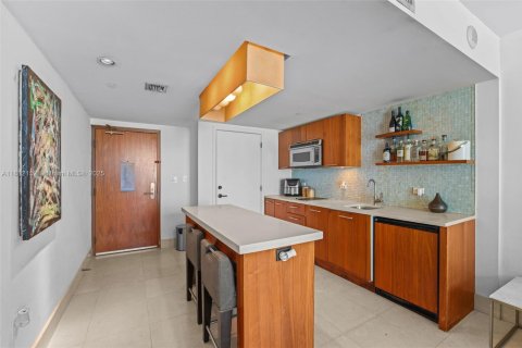 Condominio en venta en Miami Beach, Florida, 1 dormitorio, 61.5 m2 № 1938125 - foto 19