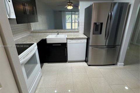 Copropriété à louer à Margate, Floride: 1 chambre, 89.19 m2 № 2085464 - photo 7