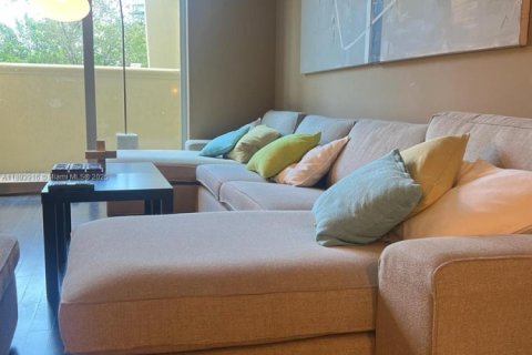 Condominio en venta en Hallandale Beach, Florida, 2 dormitorios, 156.54 m2 № 1946635 - foto 7