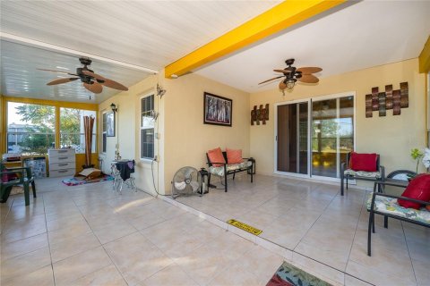 House in Lake Wales, Florida 3 bedrooms, 161.65 sq.m. № 2098604 - photo 14